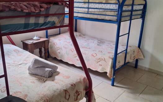 Excelente propiedad frente a la playa en Juan Gallego – MLS 23540