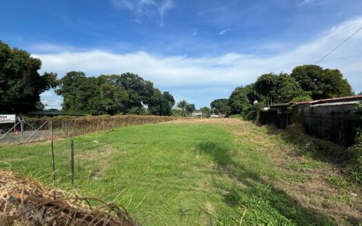 SE VENDE TERRENO EN PEDREGAL – MLS 23565