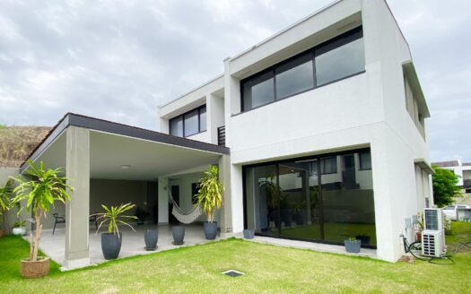 Casa en Barrio Alto – Modelo San Telmo – MLS 23538