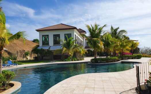 Condominio de 2 recámaras en venta o renta en La Ensenada – MLS 23635