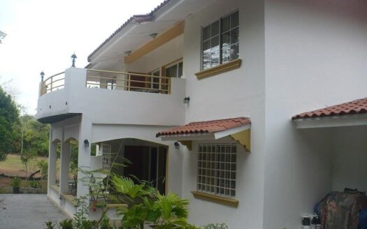 Venta: Casa de 3 recámaras en La Chorrera – MLS 23828