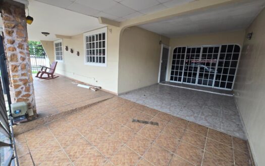 VENDO CASA NUEVO REPARTO, CHANIS – MLS 23842