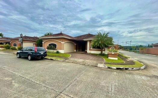 VENTA CASA EN SUNSET COAST ESPECTACULAR – MLS 23794