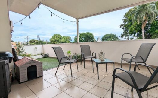 Hermoso apartamento con terraza en Betania – MLS 23469