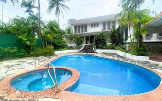 En Alquiler o Venta En Calle Sin Salida – Altos del Golf – MLS 23478