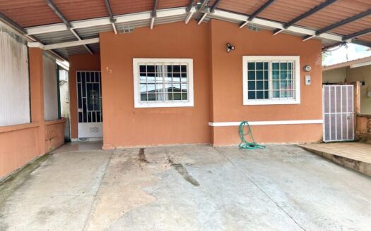 Se vende en Val Paraíso en La Chorrera – MLS 23485