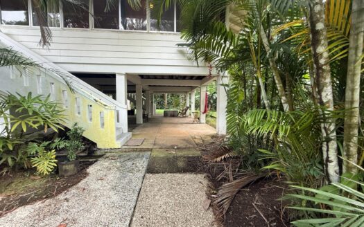 Oportunidad de inversión Propiedad histórica en la Zona del Canal de Gamboa – MLS 23737