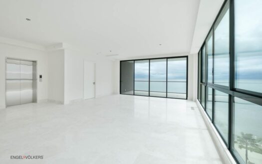 Lujo frente al mar en The Palms, Ocean Reef – MLS 23486