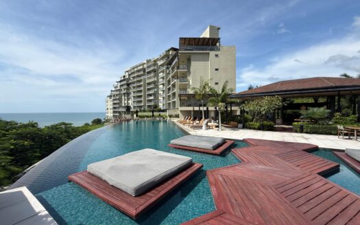 Apartamento frente al mar en la comunidad residencial de San Carlos – MLS 23649