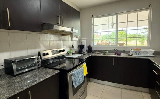 Brisas del Golf, Residencia Villa Tivoli en venta. – MLS 23623