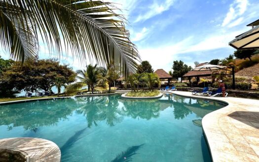 APARTAMENTO EN ENSENADA, PH GALEONES CON GRAN TERRAZA – MLS 23596