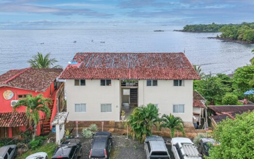Edificio de Apartamentos Frente al Mar Generador de Ingresos – MLS 23887