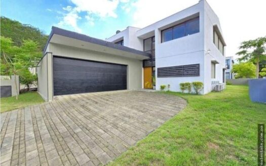 Venta de casa en Altos de Panamá, PH Barrioalto – MLS 23771