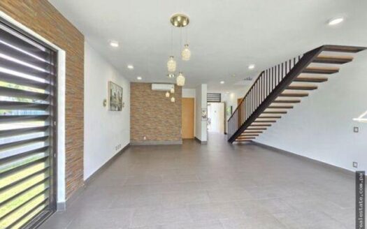 Venta de casa en Altos de Panamá, PH Barrioalto – MLS 23771