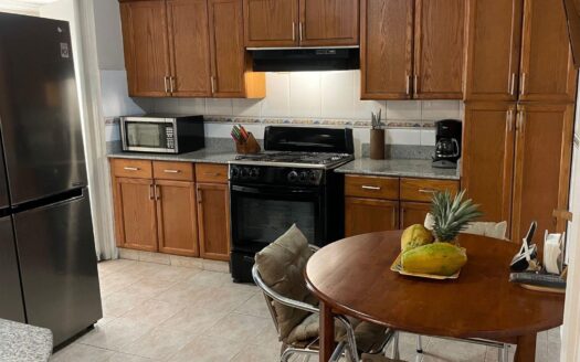 RESIDENCIAL EL DORAL ALTOS DEL BOSQUE – MLS 21518