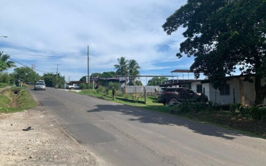 Venta de casa comercial en La Chorrera – MLS 20836