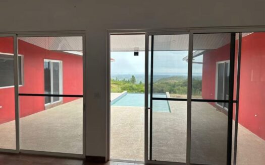 Casa en Venta – Vista a al Mar en Las Lajas – MLS 23674