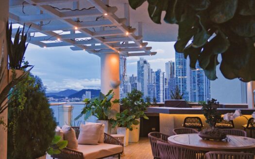 THE POSH RESIDENCE – MLS 23426