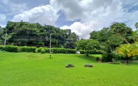 Casa Adosada de Dos Niveles en Venta – Howard, Veracruz – MLS 23858