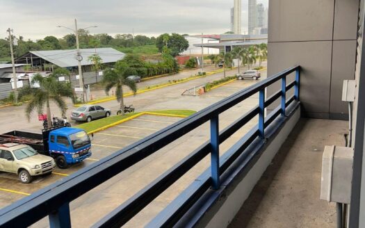 Alquiler de Galera Industrial en Perfecta Ubicación – MLS 23403