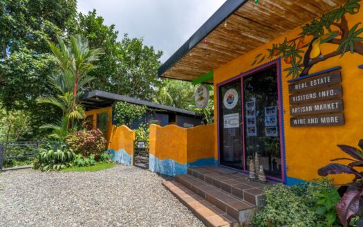 Restaurante y Local Comercial Llave en Mano – MLS 24016