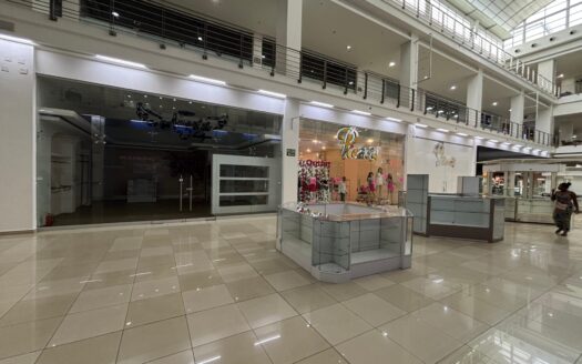 Local Comercial en Los Andes Mall – MLS 22991