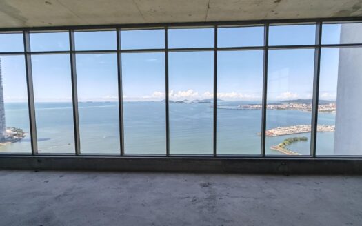 Venta de Oficina en Gris en PH Bicsa con vista al Mar en Ave. Balboa – MLS 24169