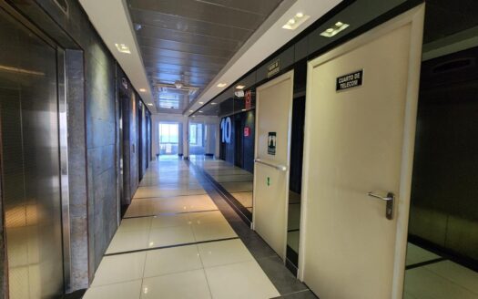 VENTA DE OFICINA EN AVENIDA BALBOA – MLS 22190