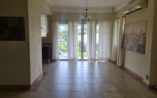 Venta de casa en Residencial Espinar, Colón – MLS 22422