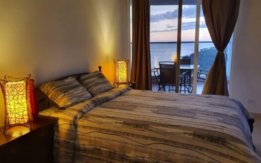 HERMOSO APARTAMENTO SOBRE PLAYA FARALLON – MLS 24314