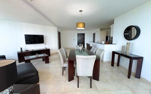 Apartamento en Venta en Costa del Este – PH Riverside – MLS 24126