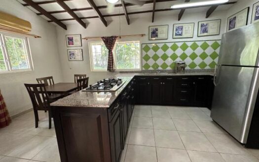 Casa para venta en el Corazón de Coronado! – MLS 17861