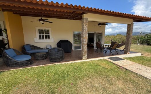 Vive en Tranquilidad: Casa Amoblada en Alquiler en Las Lajas de Chame – MLS 24279
