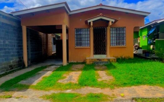 Se Alquila Casa de 2 Recámaras – MLS 24261